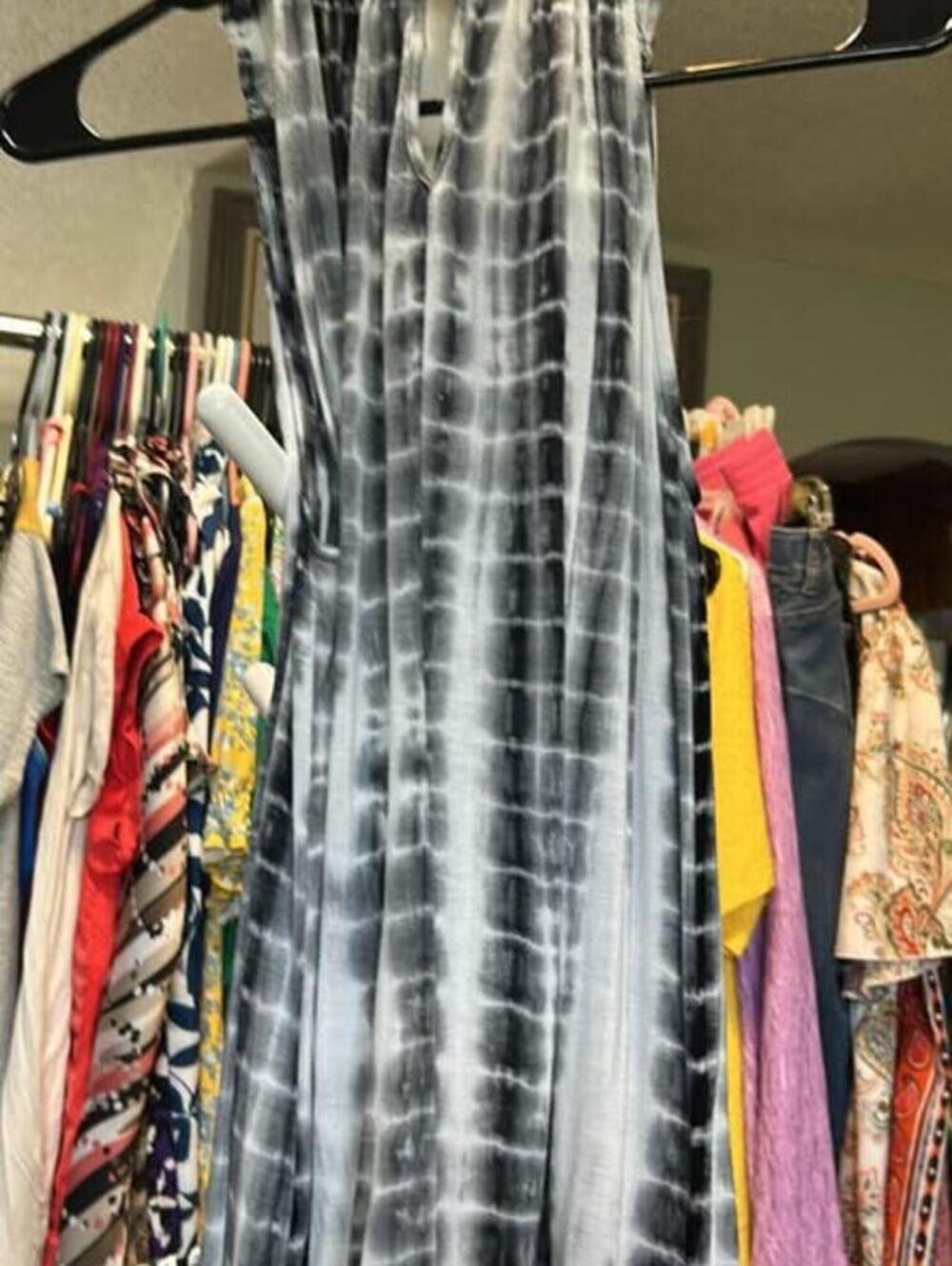Antibes Blanc Tie-Dye Braided Neckline Sleeveless Top Size S - Picture 2 of 4